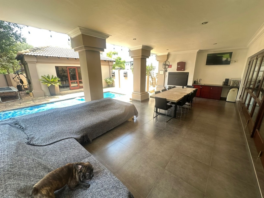 7 Bedroom Property for Sale in Midstream Estate Gauteng