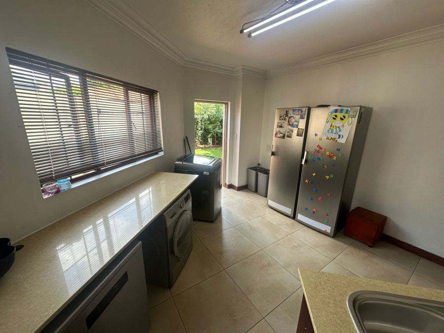 7 Bedroom Property for Sale in Midstream Estate Gauteng