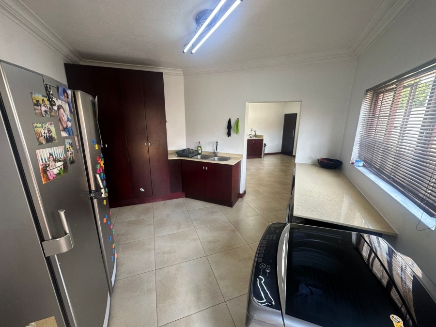 7 Bedroom Property for Sale in Midstream Estate Gauteng