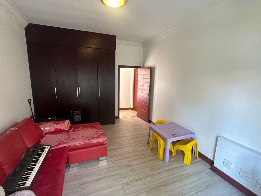 7 Bedroom Property for Sale in Midstream Estate Gauteng