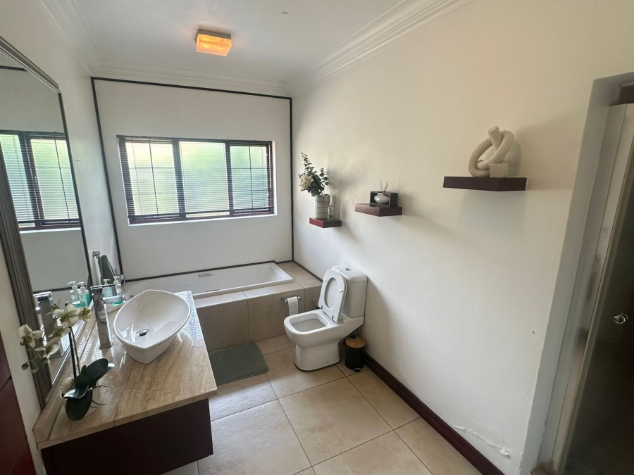 7 Bedroom Property for Sale in Midstream Estate Gauteng