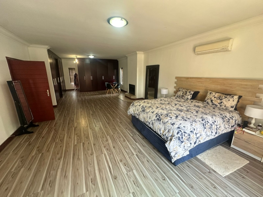 7 Bedroom Property for Sale in Midstream Estate Gauteng