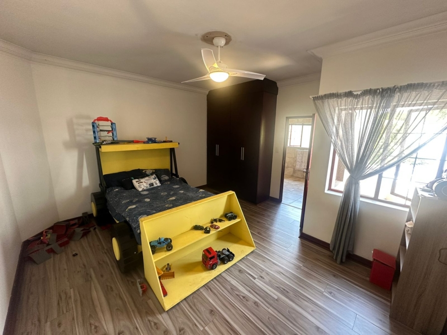 7 Bedroom Property for Sale in Midstream Estate Gauteng