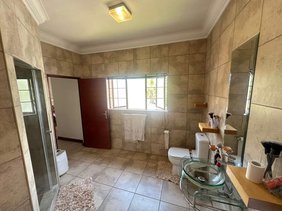 7 Bedroom Property for Sale in Midstream Estate Gauteng