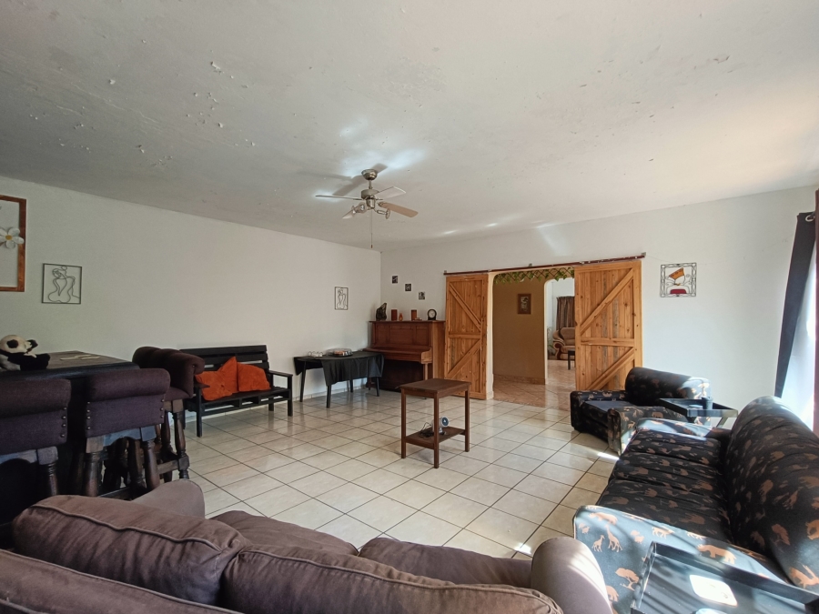 4 Bedroom Property for Sale in Glenanda Gauteng