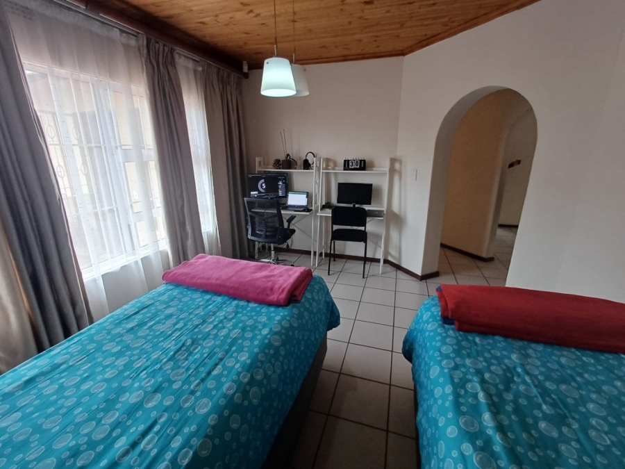 3 Bedroom Property for Sale in Kloofendal Gauteng