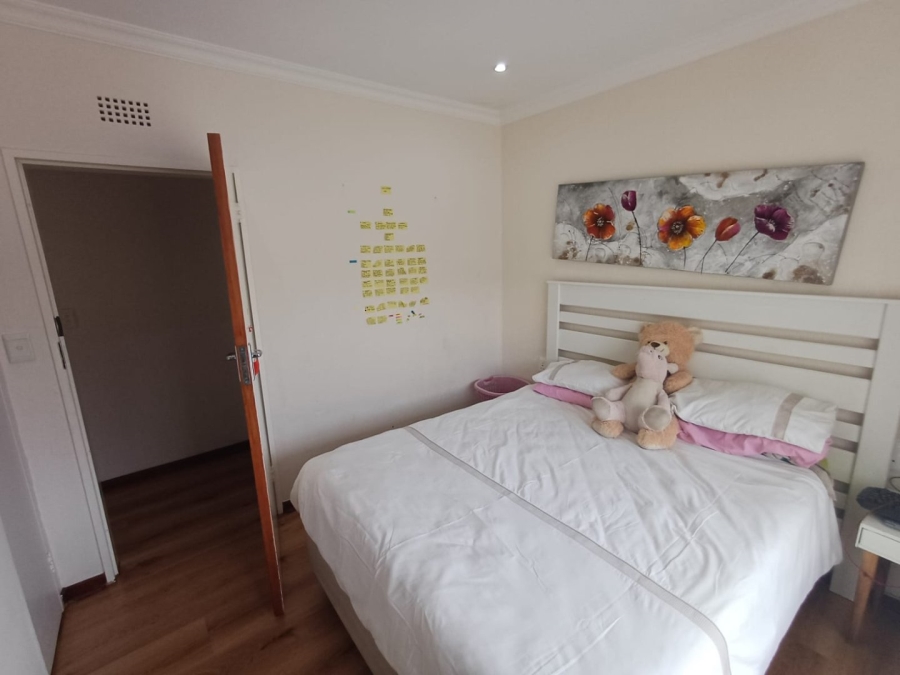 3 Bedroom Property for Sale in Kloofendal Gauteng