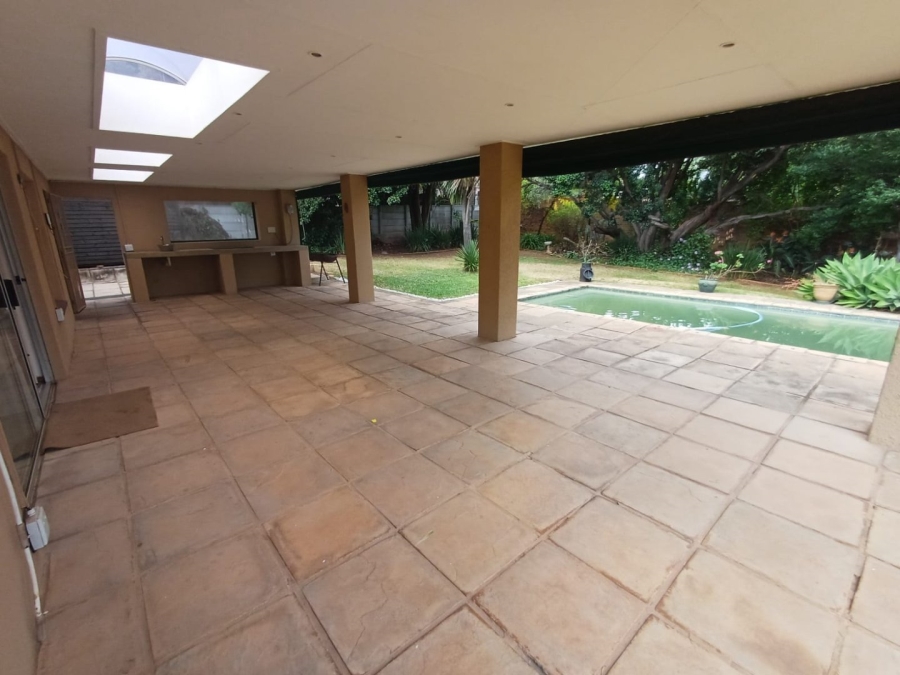 3 Bedroom Property for Sale in Kloofendal Gauteng