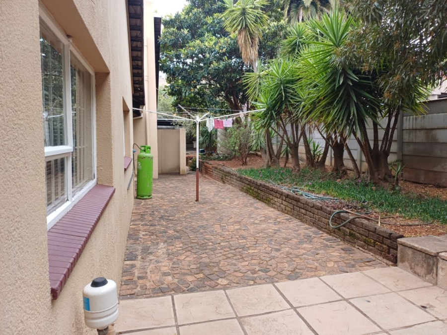 3 Bedroom Property for Sale in Kloofendal Gauteng