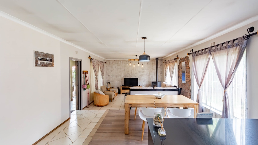 3 Bedroom Property for Sale in Verwoerdpark Gauteng