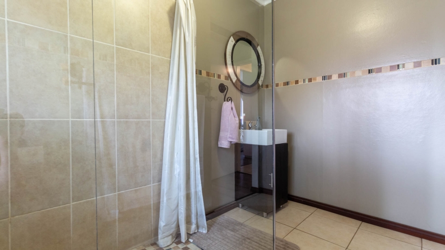 3 Bedroom Property for Sale in Verwoerdpark Gauteng