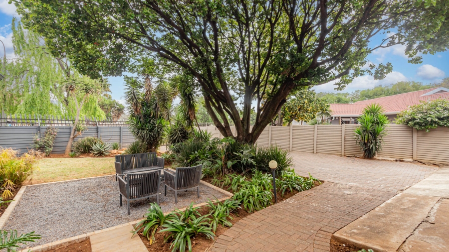 3 Bedroom Property for Sale in Verwoerdpark Gauteng