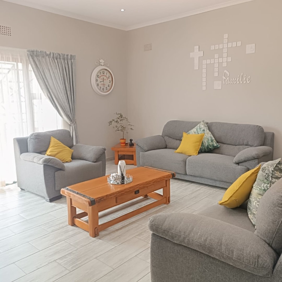 6 Bedroom Property for Sale in Discovery Gauteng