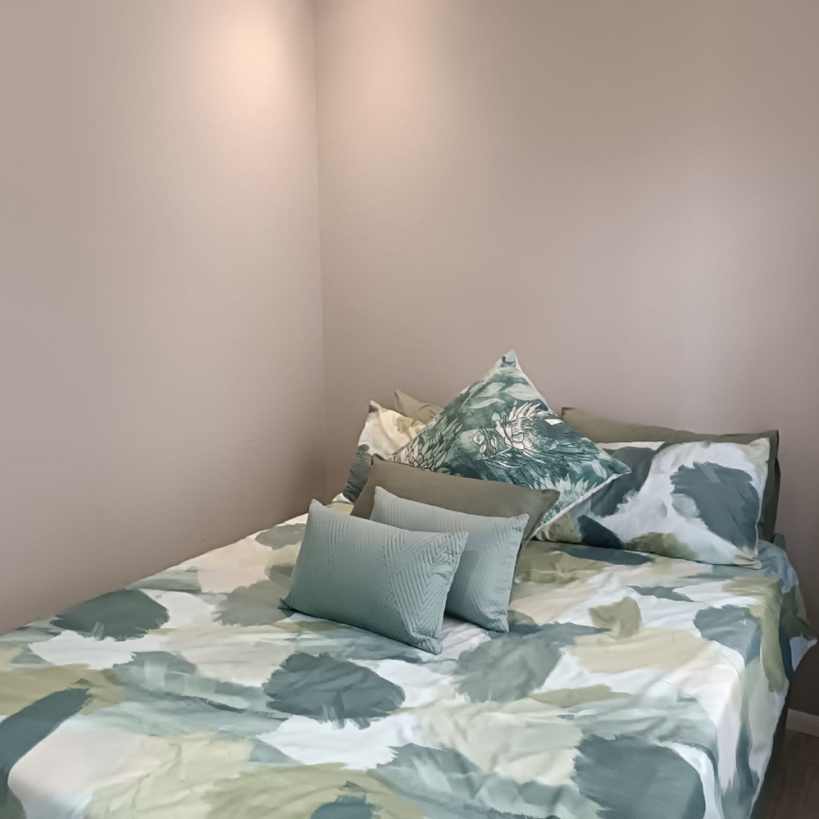 6 Bedroom Property for Sale in Discovery Gauteng