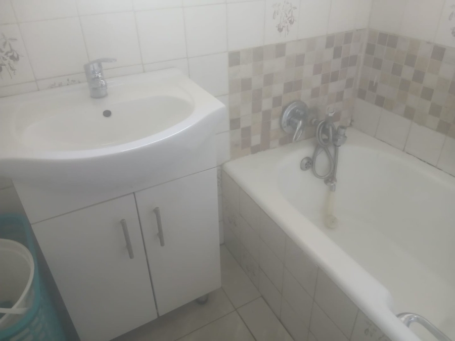 2 Bedroom Property for Sale in Randfontein Central Gauteng