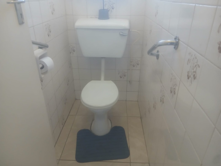 2 Bedroom Property for Sale in Randfontein Central Gauteng