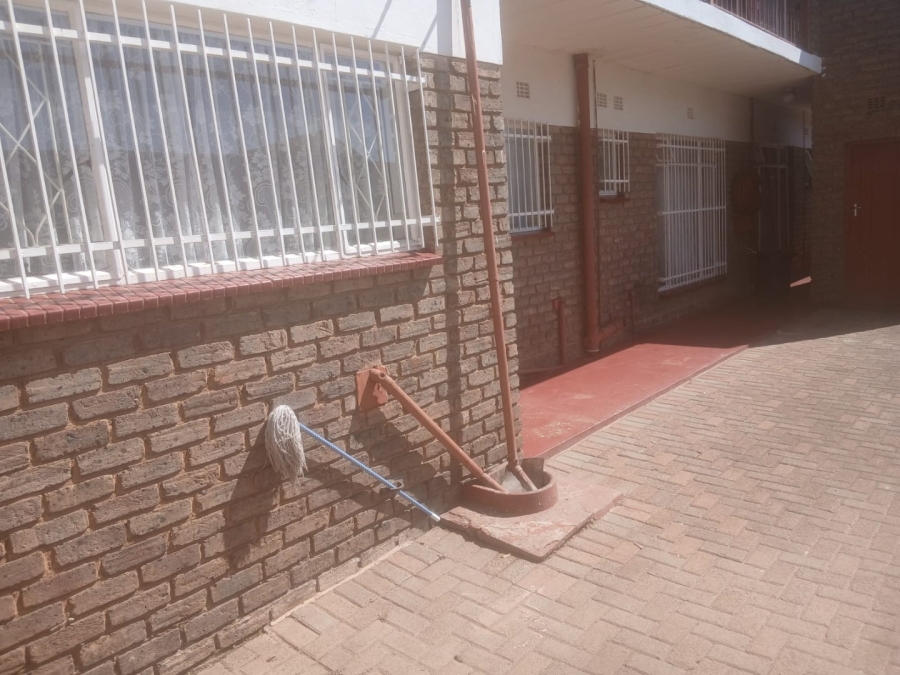 2 Bedroom Property for Sale in Randfontein Central Gauteng