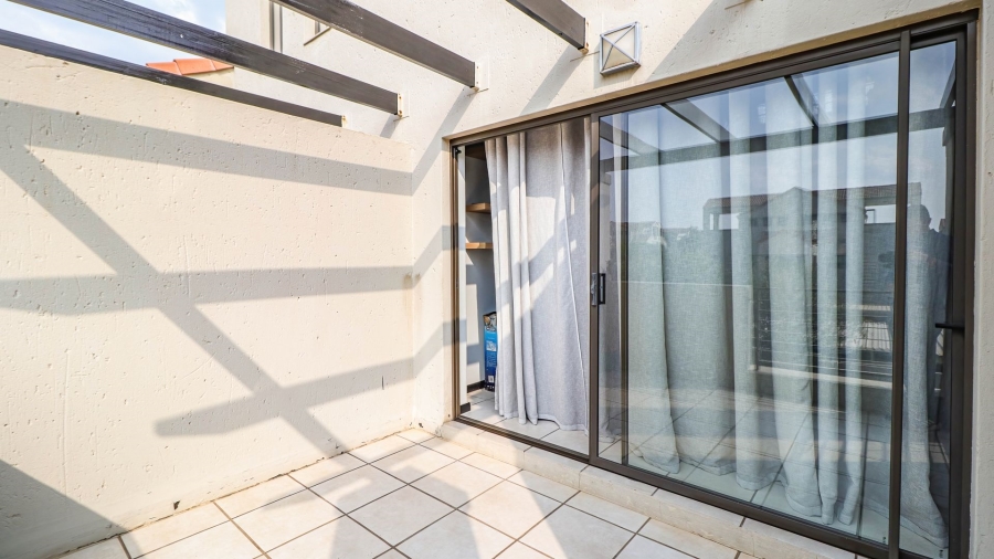 2 Bedroom Property for Sale in Douglasdale Gauteng