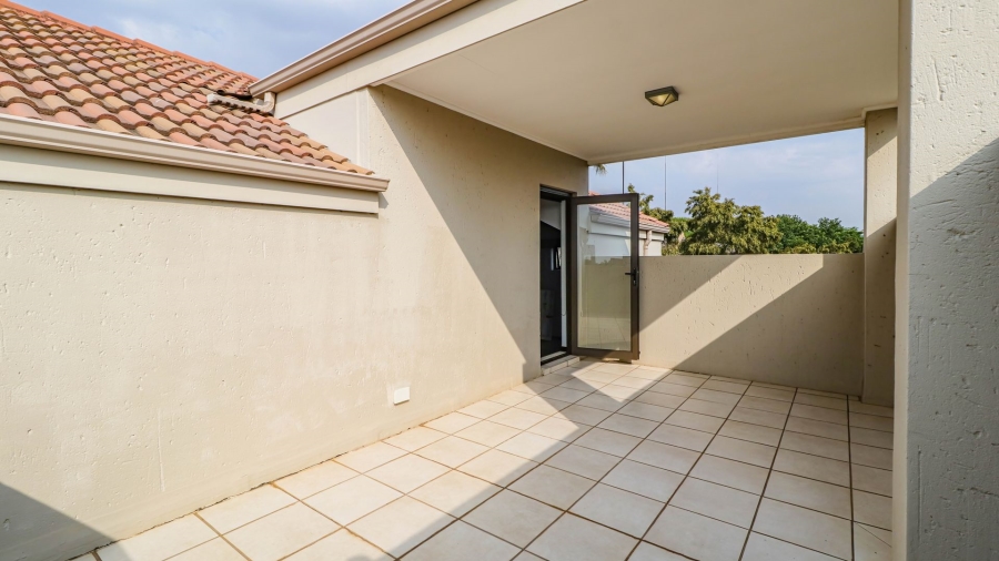 2 Bedroom Property for Sale in Douglasdale Gauteng