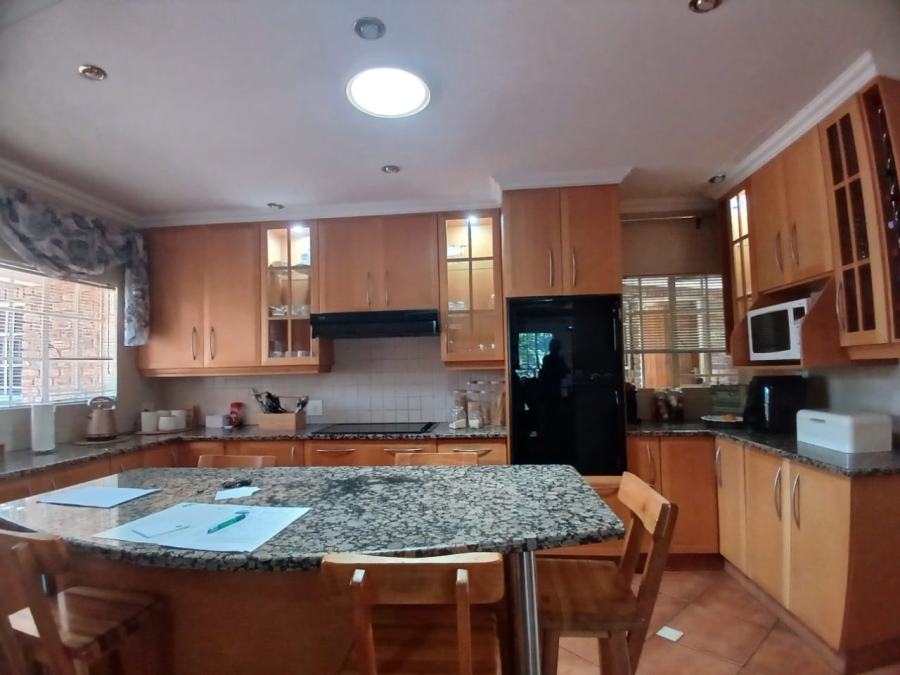4 Bedroom Property for Sale in Greenhills Gauteng