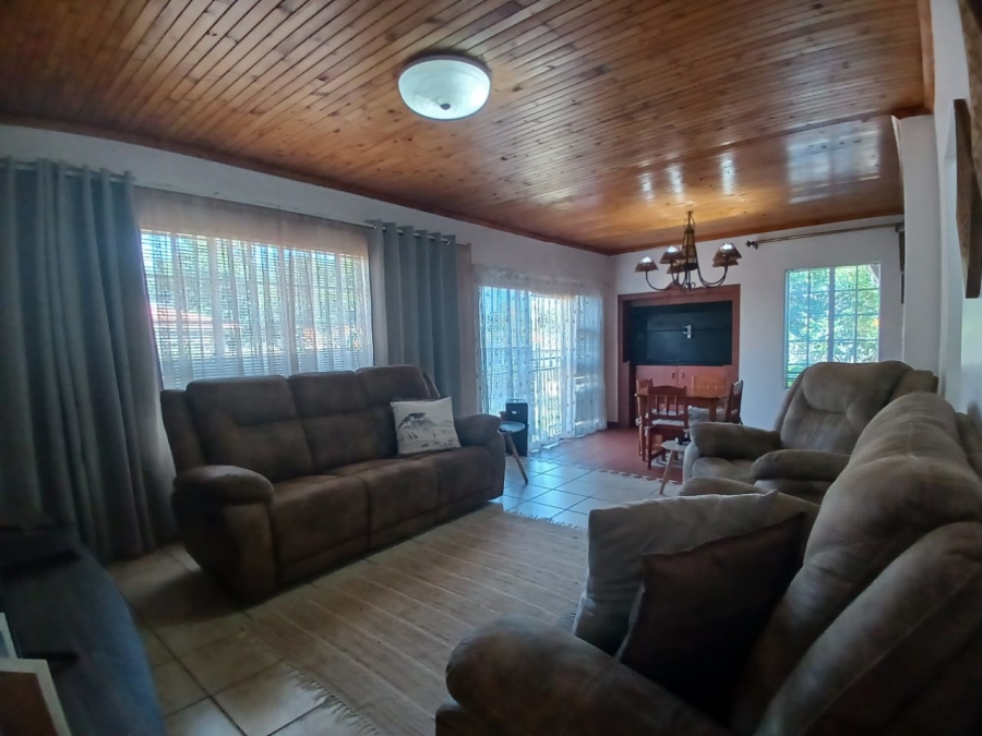 4 Bedroom Property for Sale in Greenhills Gauteng