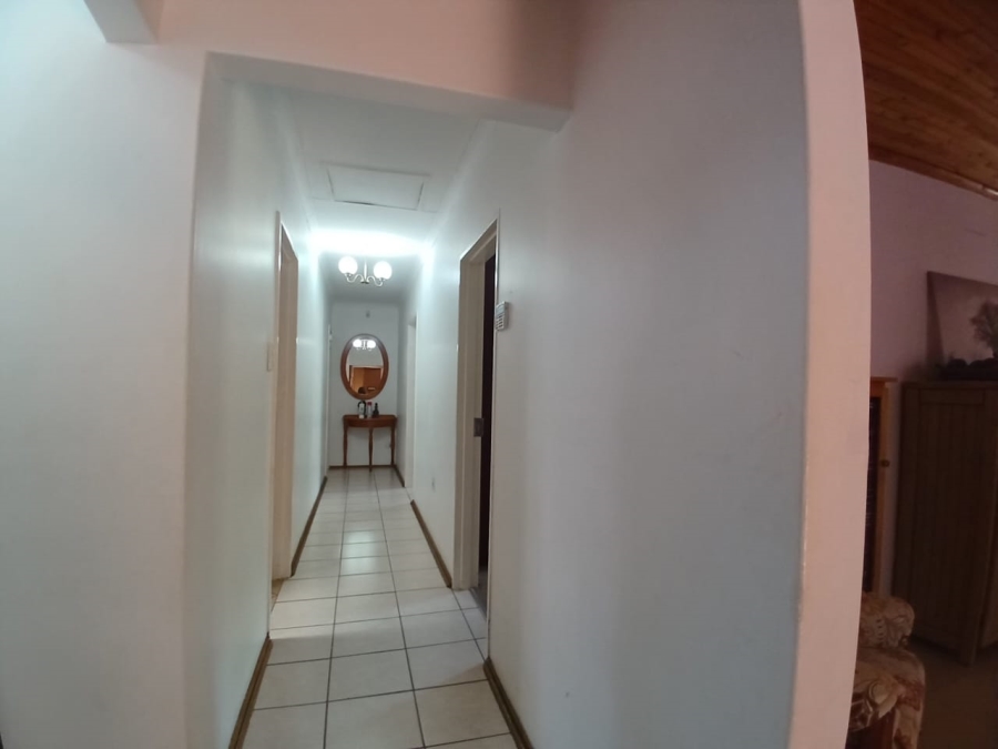 4 Bedroom Property for Sale in Greenhills Gauteng