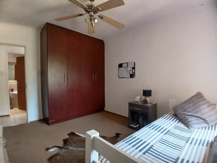 4 Bedroom Property for Sale in Greenhills Gauteng