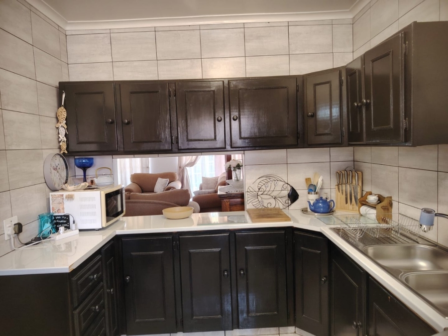 3 Bedroom Property for Sale in Greenhills Gauteng