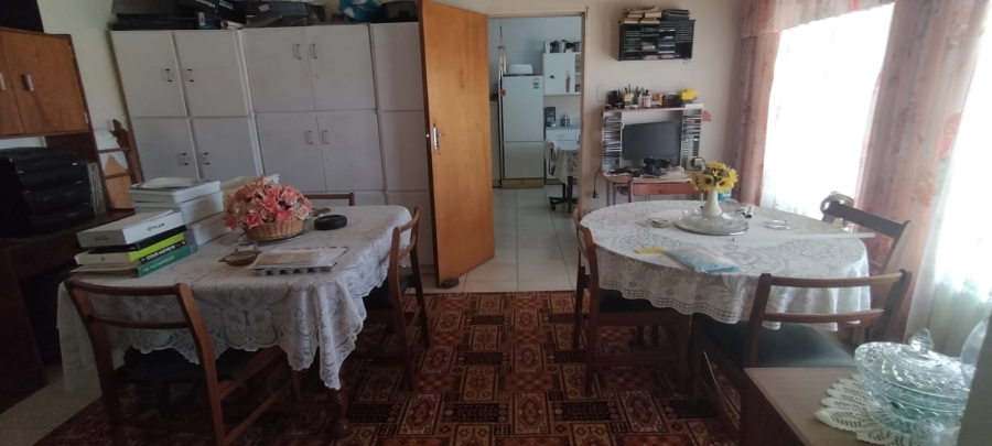 4 Bedroom Property for Sale in Dwarskloof Gauteng