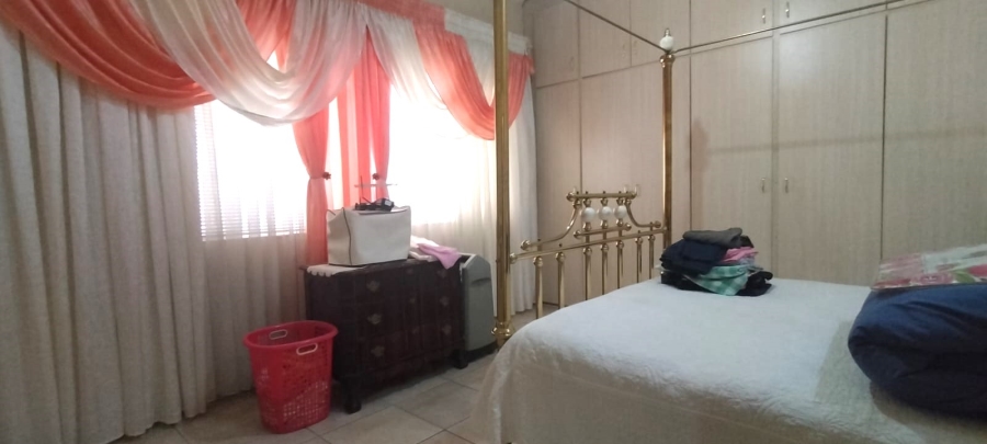 4 Bedroom Property for Sale in Dwarskloof Gauteng