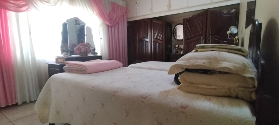 4 Bedroom Property for Sale in Dwarskloof Gauteng