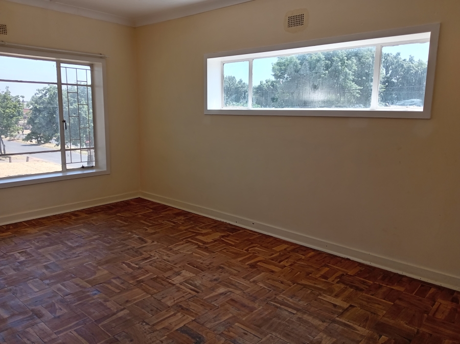 To Let 3 Bedroom Property for Rent in Turffontein Gauteng