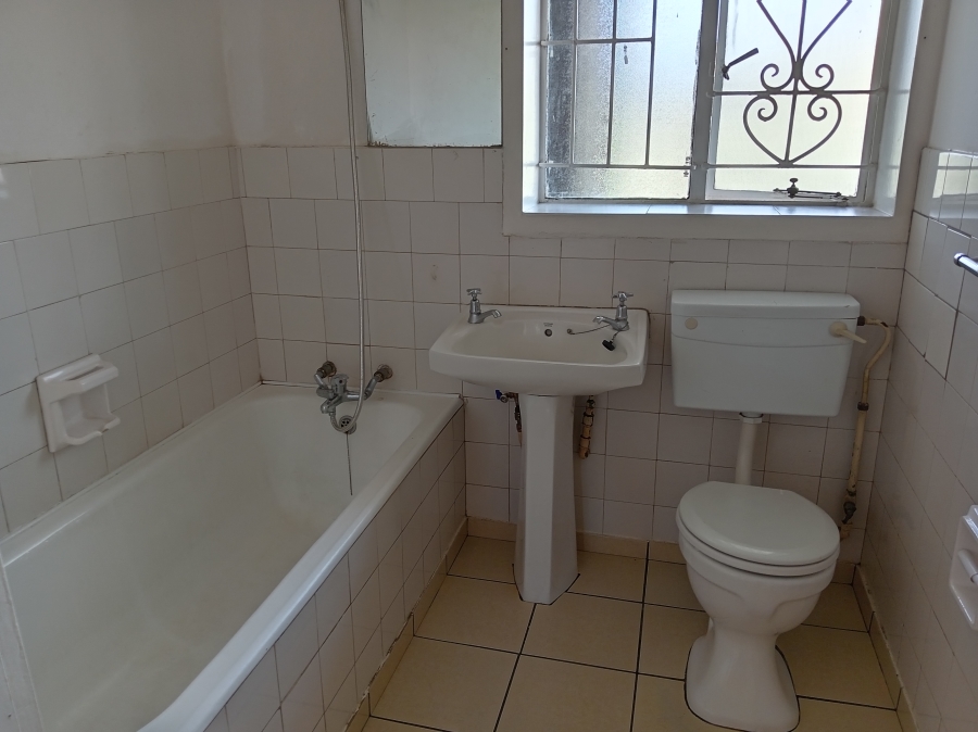 To Let 3 Bedroom Property for Rent in Turffontein Gauteng