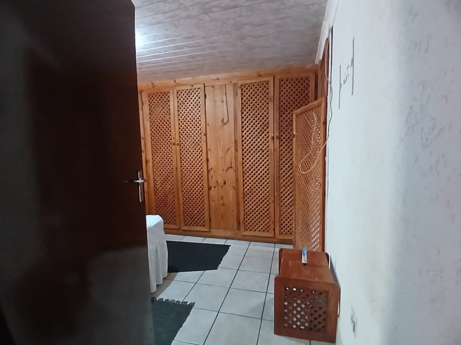 4 Bedroom Property for Sale in Doornkop Gauteng