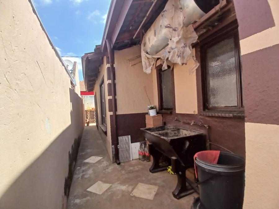 4 Bedroom Property for Sale in Doornkop Gauteng