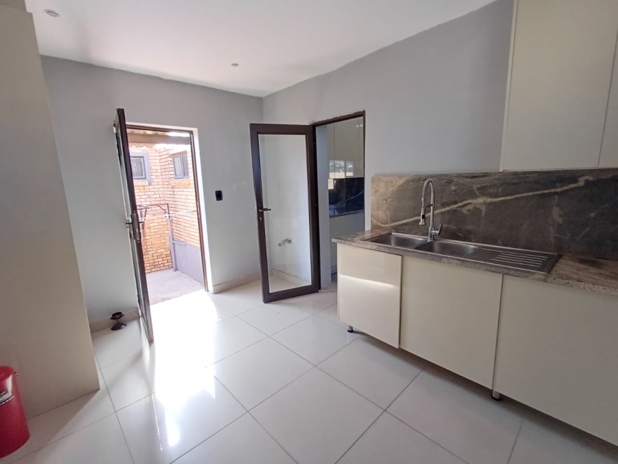 4 Bedroom Property for Sale in Monument Gauteng