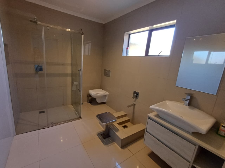 4 Bedroom Property for Sale in Monument Gauteng