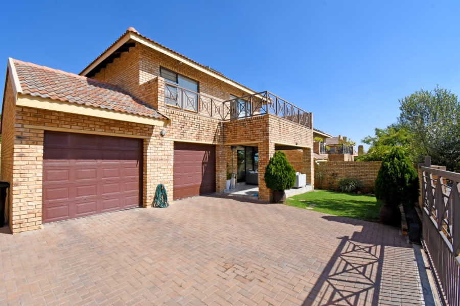 3 Bedroom Property for Sale in North Riding Gauteng