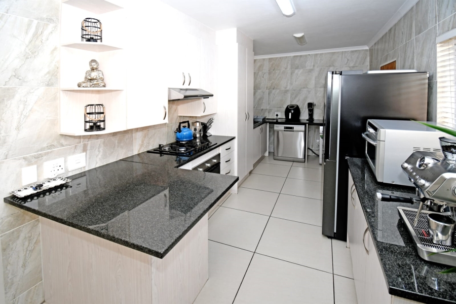 3 Bedroom Property for Sale in North Riding Gauteng