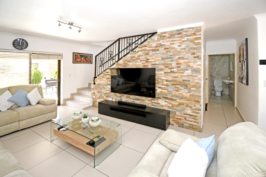 3 Bedroom Property for Sale in North Riding Gauteng