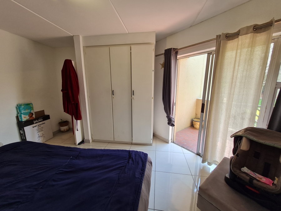 1 Bedroom Property for Sale in Bryanston Gauteng