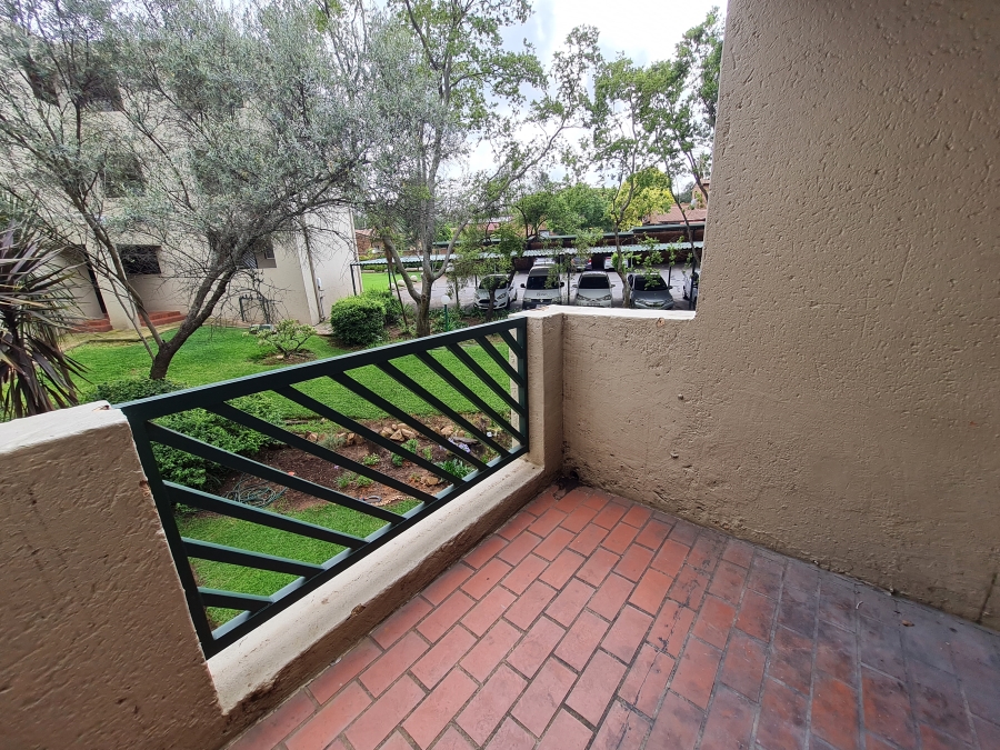 1 Bedroom Property for Sale in Bryanston Gauteng