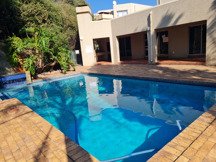1 Bedroom Property for Sale in Bryanston Gauteng