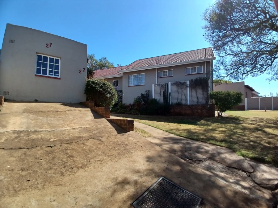 3 Bedroom Property for Sale in Lindhaven Gauteng