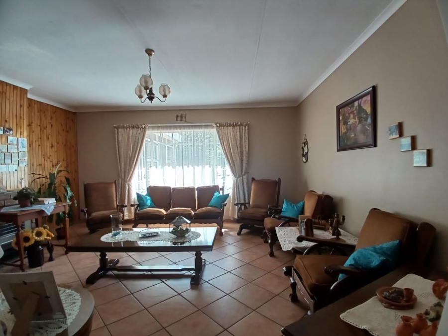 3 Bedroom Property for Sale in Lindhaven Gauteng