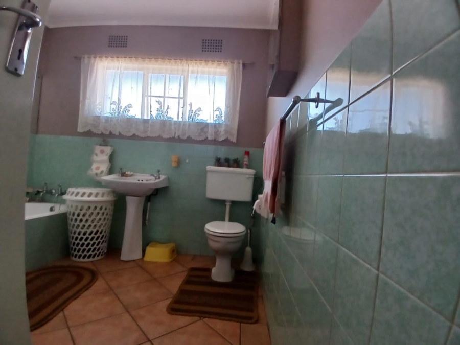 3 Bedroom Property for Sale in Lindhaven Gauteng