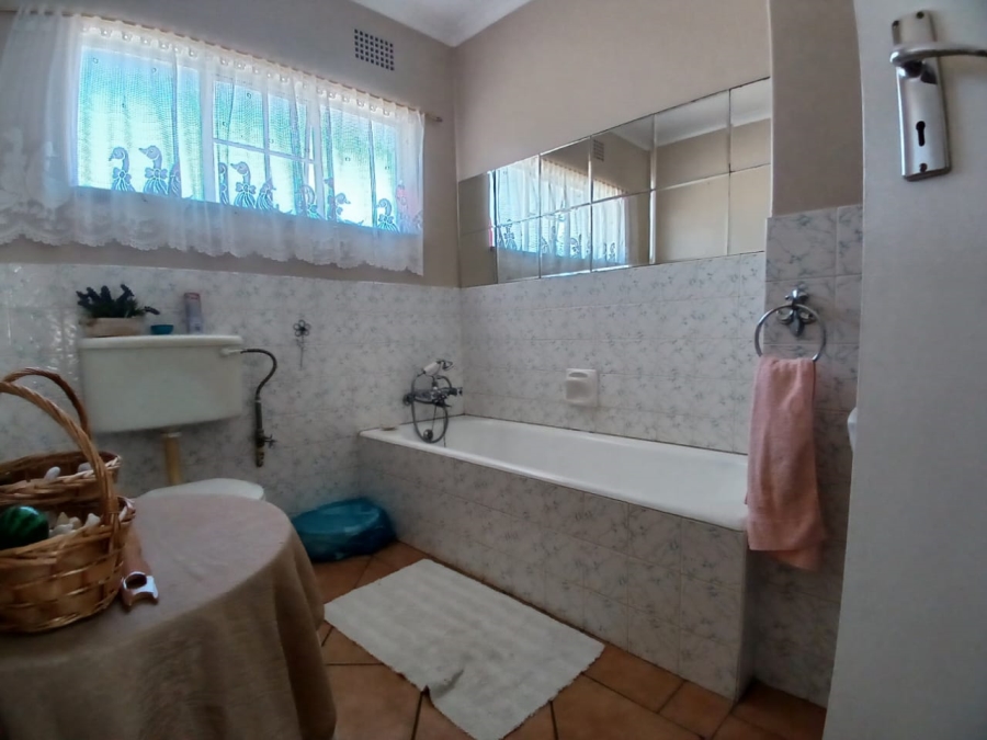3 Bedroom Property for Sale in Lindhaven Gauteng