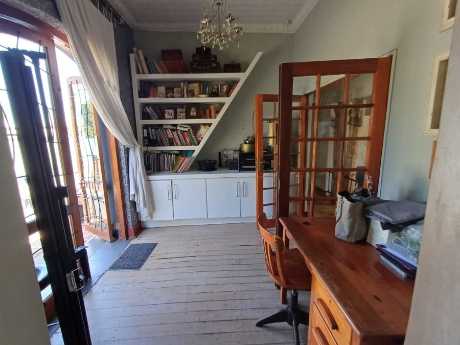 8 Bedroom Property for Sale in Florida Gauteng