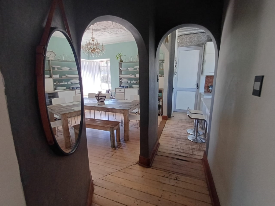 8 Bedroom Property for Sale in Florida Gauteng