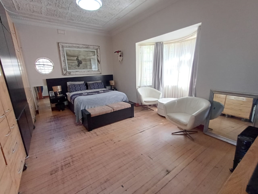 8 Bedroom Property for Sale in Florida Gauteng